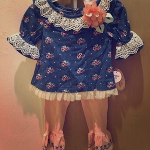 Little las Baby. Half sleeve and pants